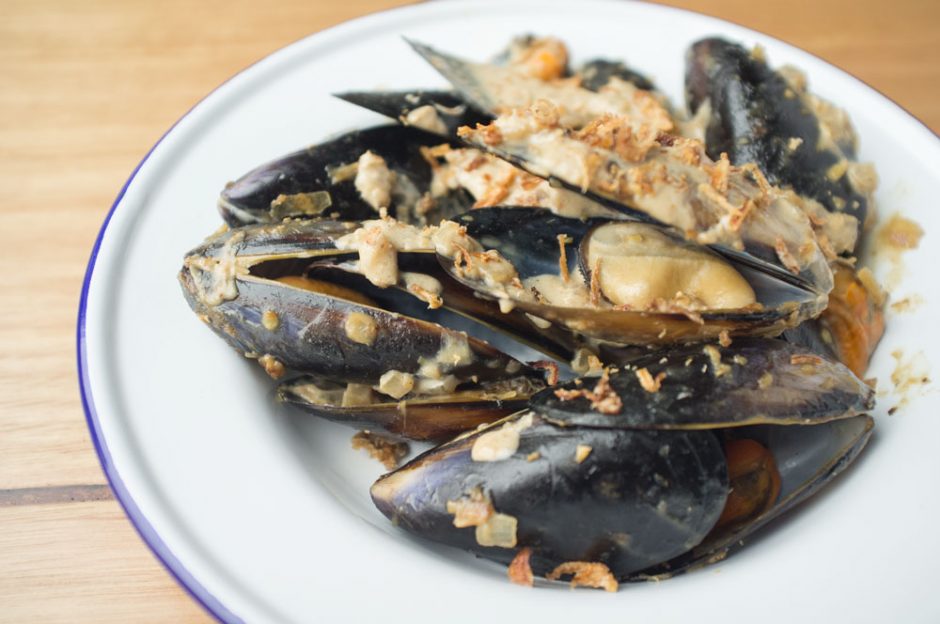 Green Curry Mussels Asian Inspirations