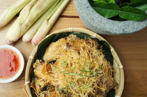 Fried Chicken with Lemongrass (Gai Tod Takrai)