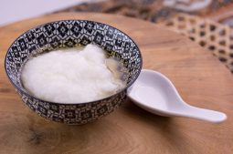 Indonesian Rice Pudding (Bubur Sumsum)