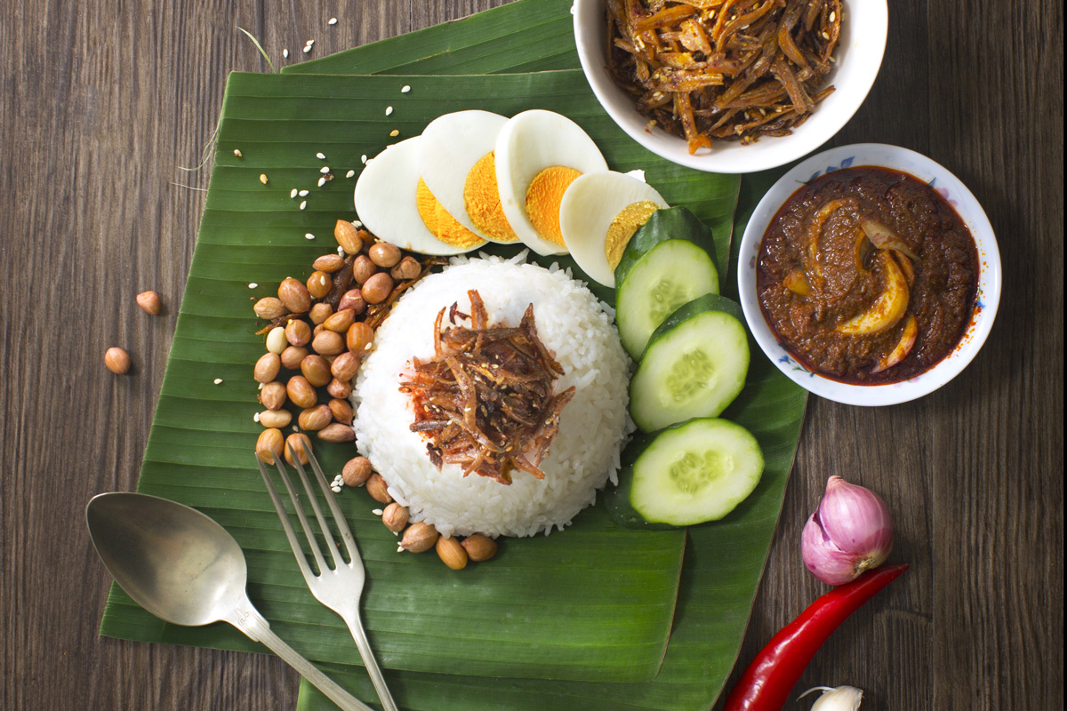 Traditional Food In Malaysia  Malay food are very unique.