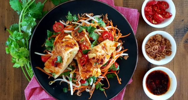 Prawn Omelette with Bean Sprout Salad