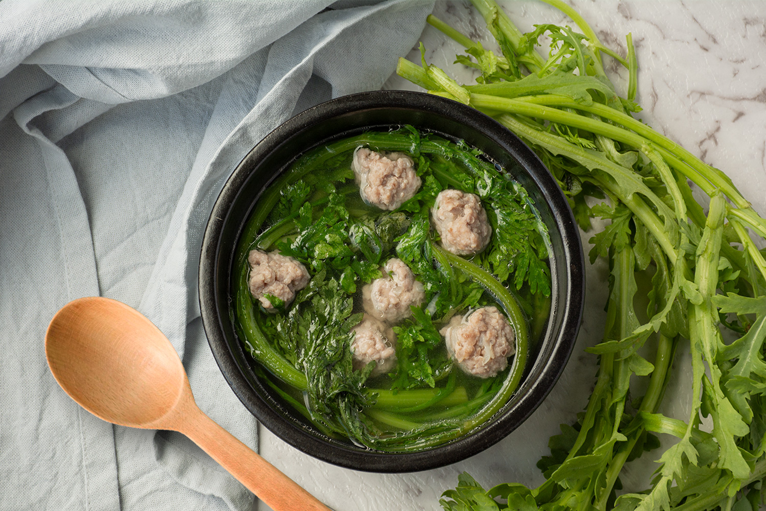 Chrysanthemum Garland Soup (Canh Tan O) Asian Inspirations