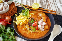 Northern Thailand Curry Noodles (Khao Soi)