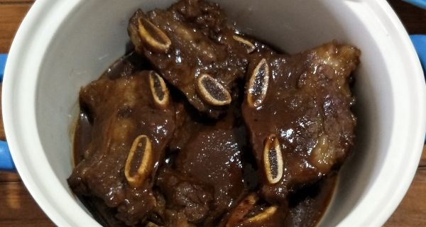 Sticky Ginger & Garlic Spareribs