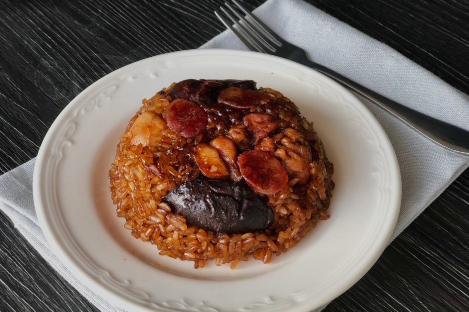 Chinese Steamed Glutinous Rice with Chicken (Lo Mai Kai) Asian Inspirations