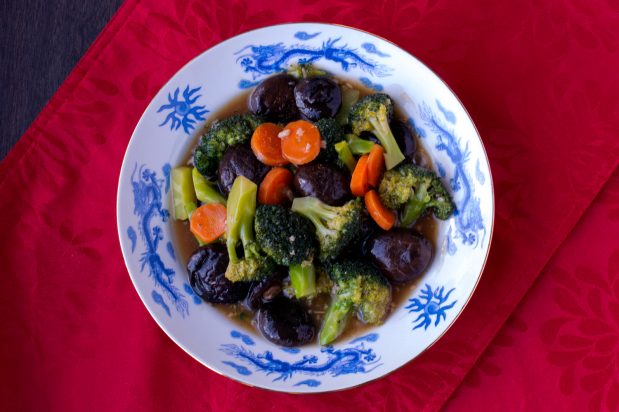Braised Shiitake Mushrooms with Broccoli