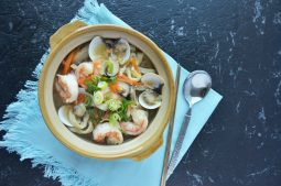 Seafood Korean Knife Cut Noodles (Haemul Kalguksu)