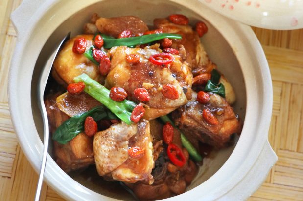 Chinese Shaoxing Goji Chicken