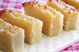 Steamed Tapioca Cake (Kuih Bingka)
