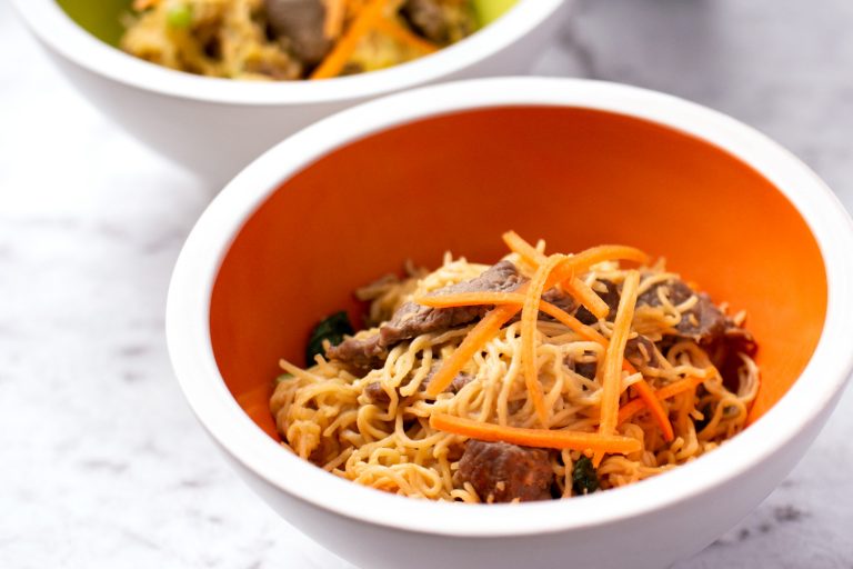 Stir Fried Vietnamese Egg Noodles (Mi Xao Bo) Asian Inspirations