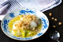 Steamed Wombok with Dried Scallops