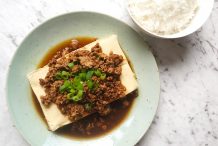Steamed Tofu Topped with Minced Meat