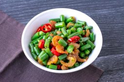 Stir Fried Green Beans with Dried Shrimps and Pickled Radish