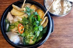 Korean Fish Cake Soup (Odeng Gook)