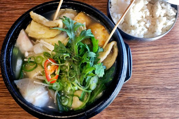 Korean Fish Cake Soup (Odeng Gook)