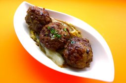 Stewed Pork Balls in Chinese Braising Sauce