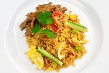 Fried Rice with Stir-Fried Beef