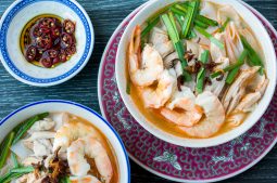 Ipoh Kuey Teow Soup (Kai Si Hor Fun)