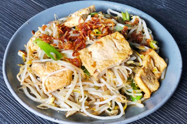 Stir Fried Beansprouts with Tofu