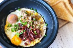Pan Eggs Breakfast Thai Style (Kai Grata)