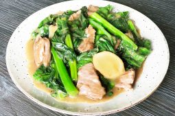 Stir Fried Beef with Kai Lan