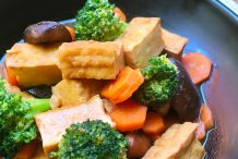 Braised Tofu with Mushrooms