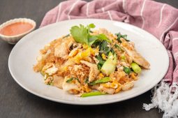 Thai Stir-Fried Suki with Chicken (Suki-Haeng Gai)