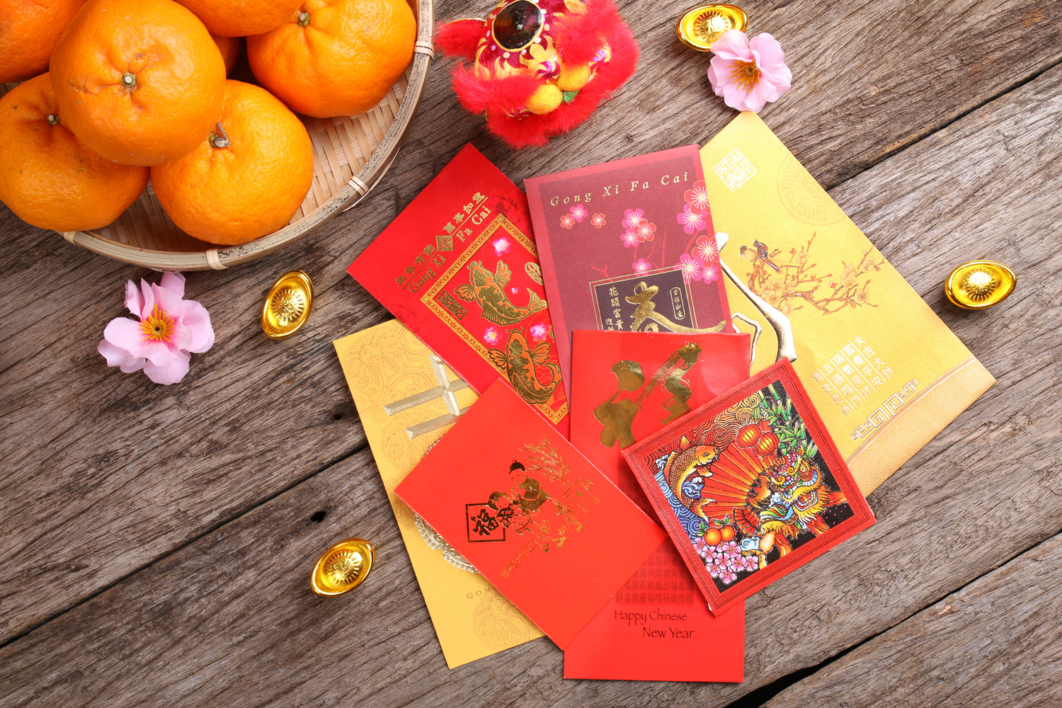 Lucky Red Envelopes” and Other Ways to Bring in Luck for Chinese