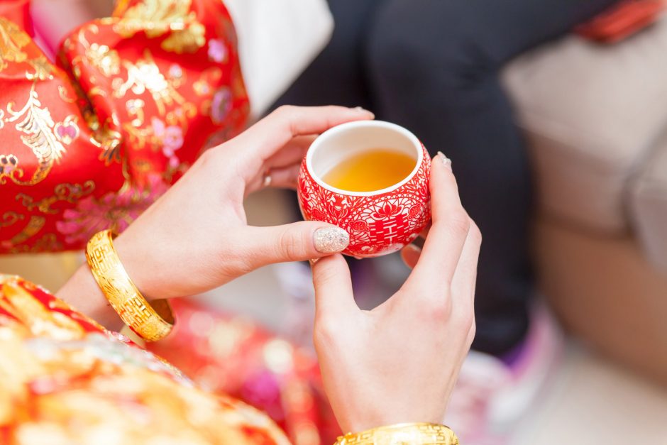 tea-ceremony-a-chinese-wedding-tradition-asian-inspirations