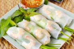 Vietnamese Rice Paper Rolls with Prawns