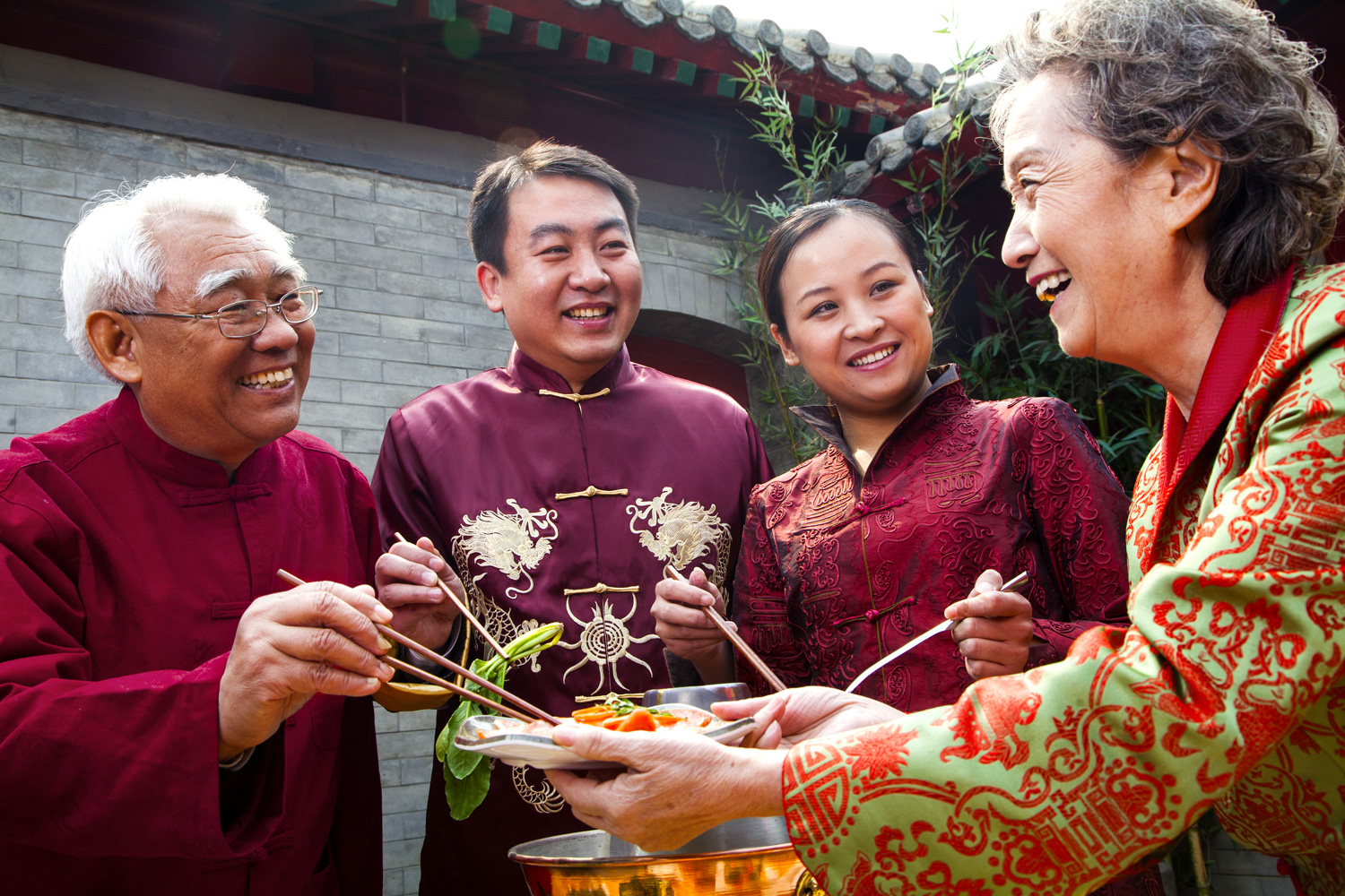 Chinese traditional outlet dressing