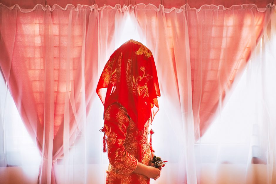 Traditional Chinese wedding dress - Wikipedia