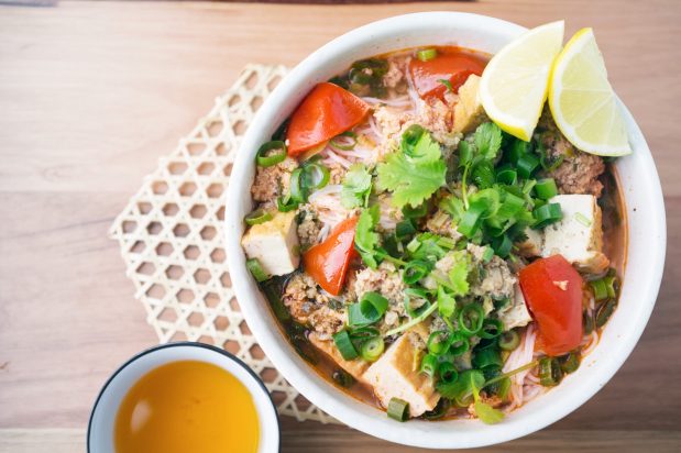 Vietnamese Crab Noodle Soup (Bun Rieu)