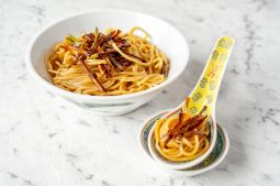 Shanghainese Noodles with Scallion Oil (Cong You Mian)