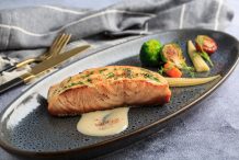 Japanese Grilled Salmon with Mayo & Cream Cheese Gratin