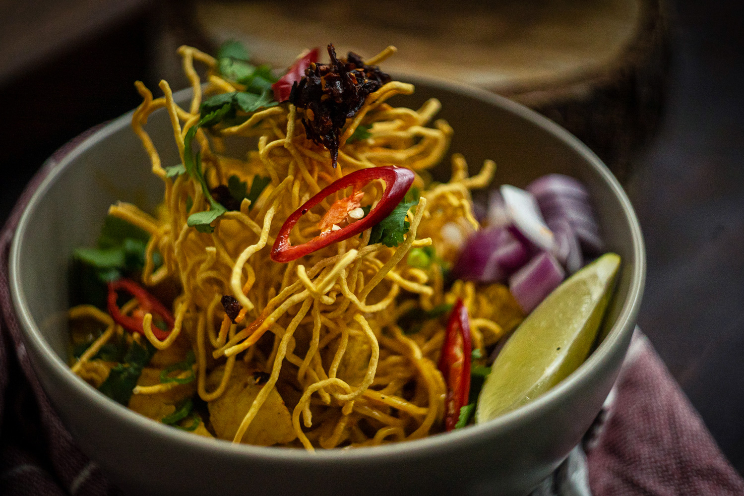 Northern Thai Curry Noodles (Khao Soi) | Asian Inspirations