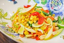 Thai Sweetscorn Salad (Tum Khao Pod)