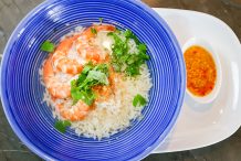 Boiled RD43 Rice with Prawns (Khao Tom Goong)