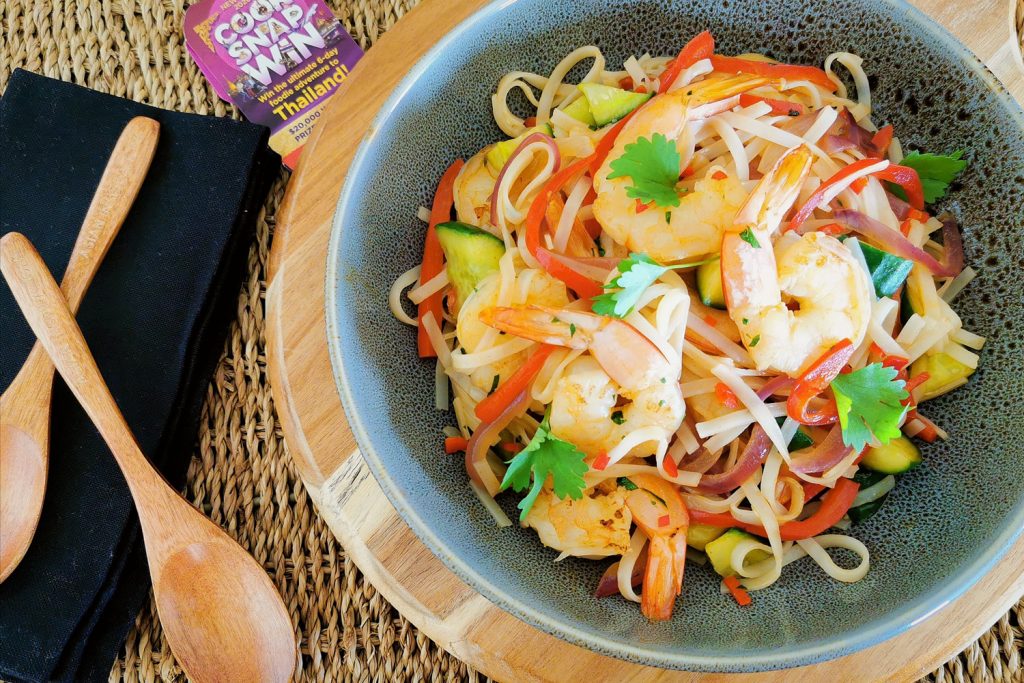 Banana Prawns & Rice Noodles with Tangy Lime & Oyster Sauce Asian