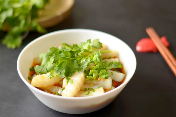 Chinese Mung Bean Jelly Noodles (Liang Fen)