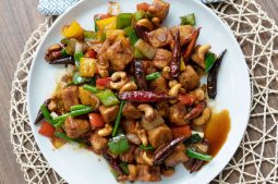 Thai Fried Tempeh with Cashew (Pad Med Mamuang Tempeh)
