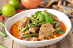 Slow Cook Thai Beef Curry