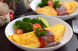 Japanese Omelette Rice (Omurice)