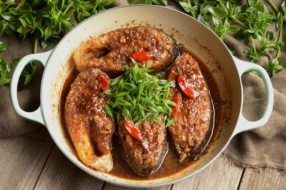 Vietnamese Braised Fish (Ca Kho To) | Asian Inspirations