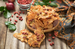 Indonesian Peanut Cracker (Rempeyeh Kacang)