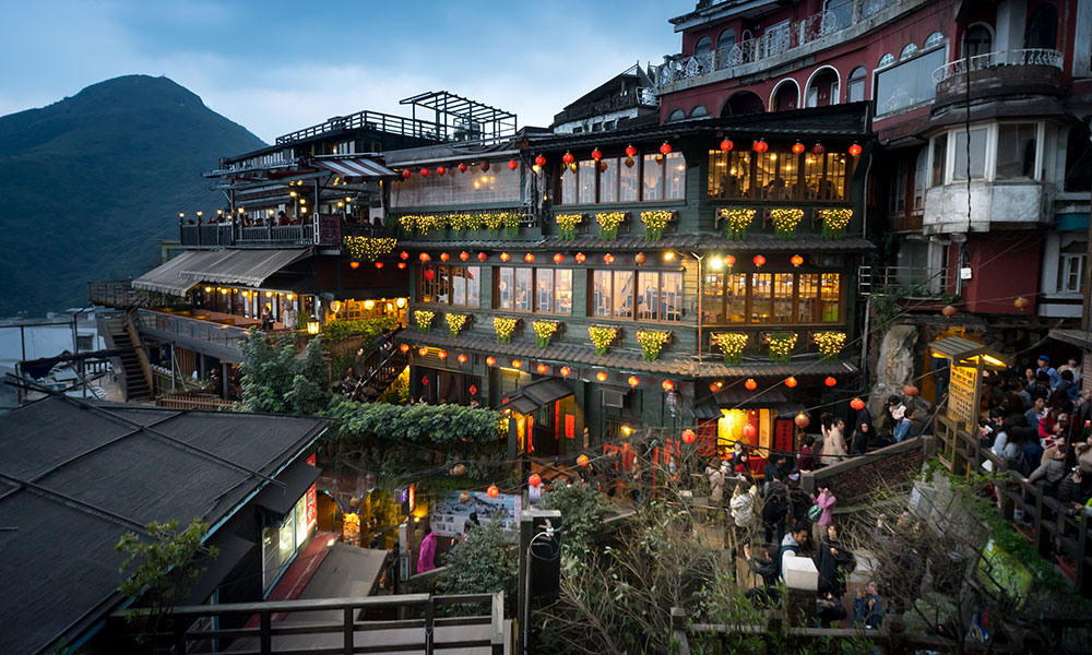 10 Must-Visit Night Markets in Taiwan: Jiu Fen