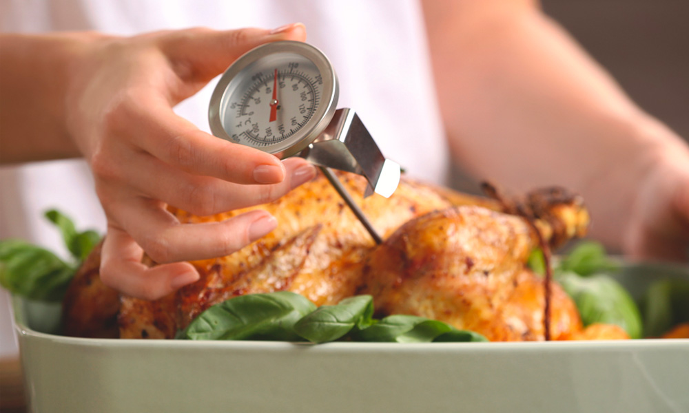 Meat-Heat-The-Importance-of-Cooking-Temperatures-01-Whole-poultry