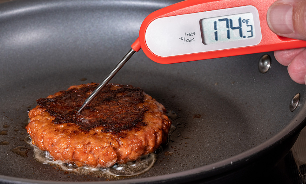 Meat-Heat-The-Importance-of-Cooking-Temperatures-02-Patty