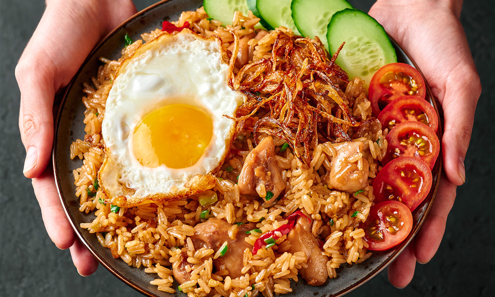 Iconic Southeast Asian Dishes For You to Savour: Nasi Goreng