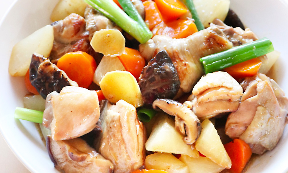 Asian Chicken Recipes: Braised Chicken with Radish